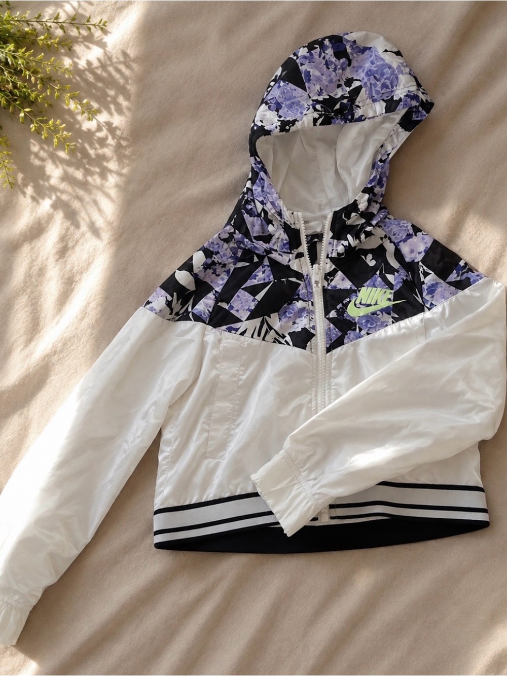 Nike White Hooded Windbreaker with Purple Floral and Black Accents